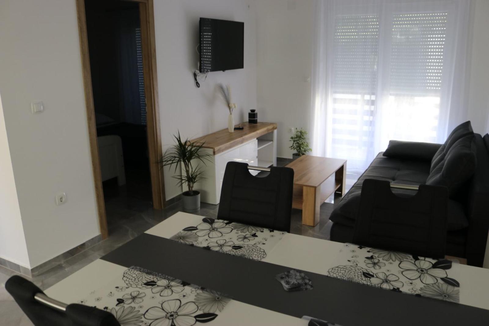 Guest House Neno Огулин Экстерьер фото