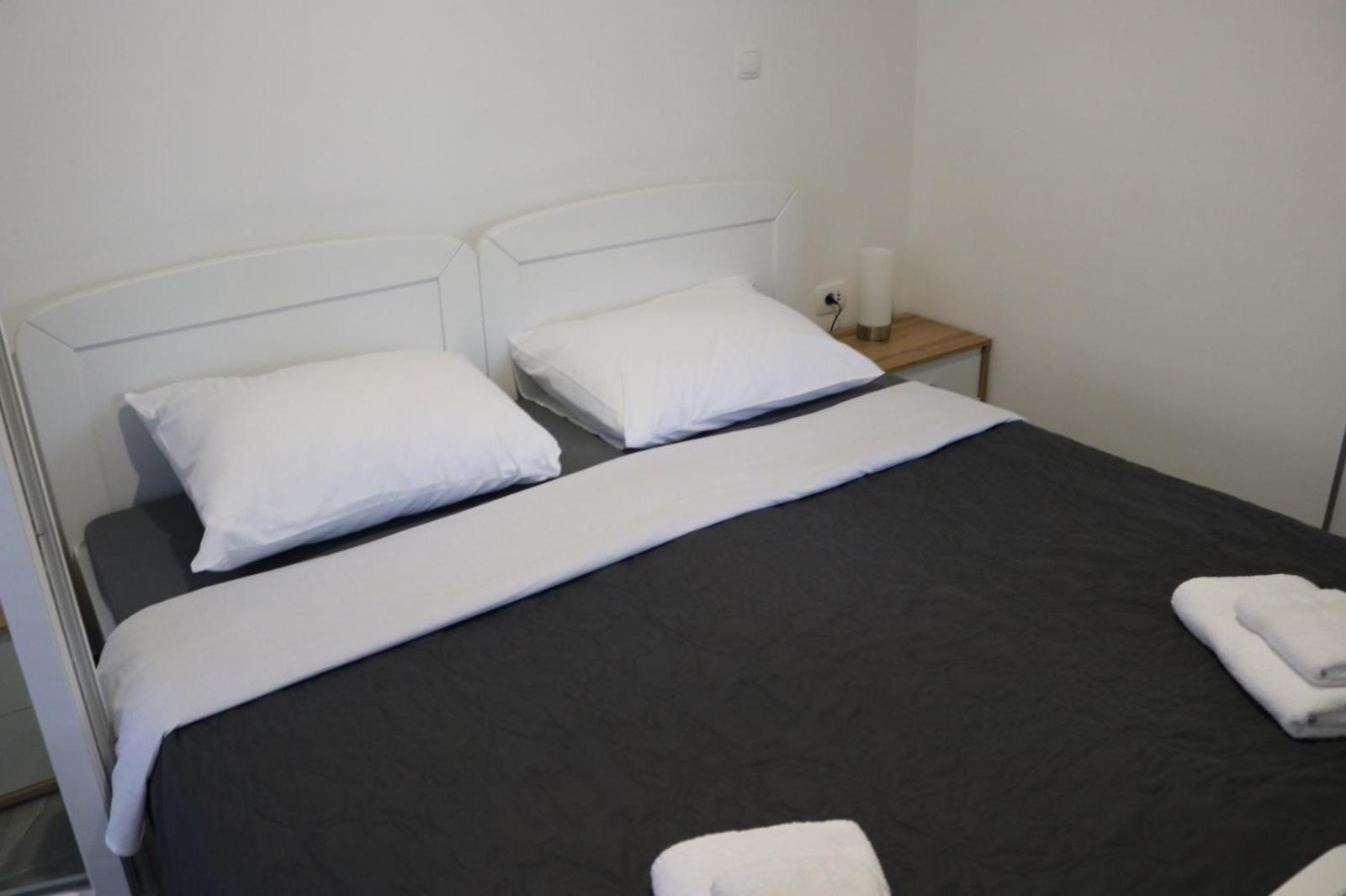 Guest House Neno Огулин Экстерьер фото