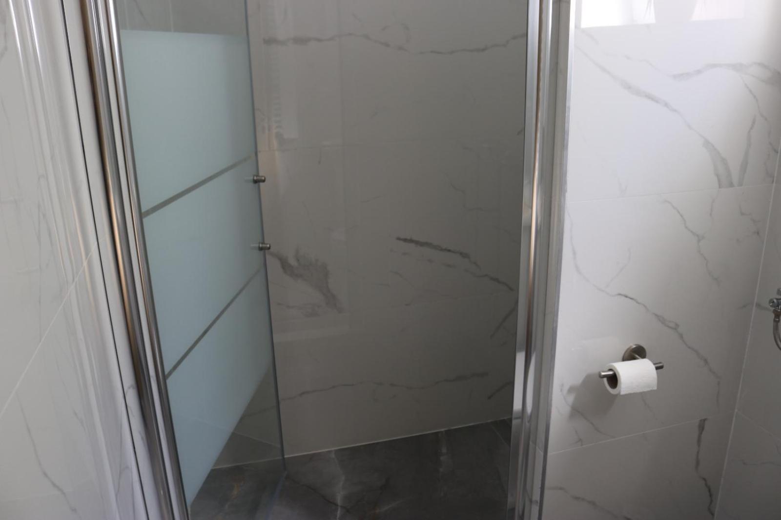 Guest House Neno Огулин Экстерьер фото