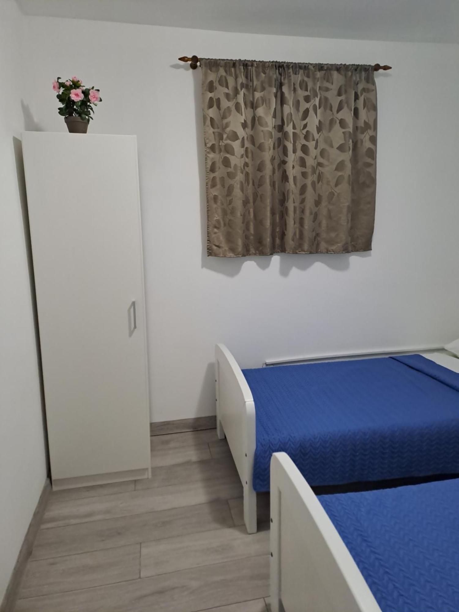Guest House Neno Огулин Экстерьер фото